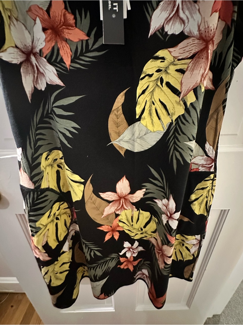 Tribal reversible floral print dress for summer to fall - Picture 7 of 8